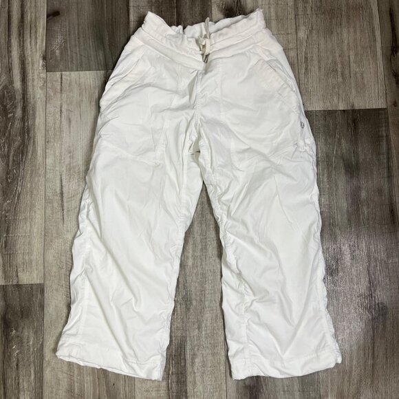 Lululemon Athletic Dance Studio Crop Pants 25” White Women’s Size 2 - Picture 1 of 9